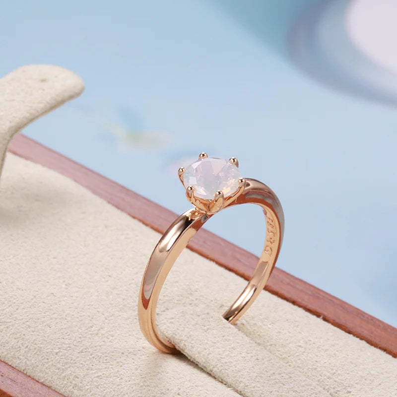 Kinel Damenring aus 585er Roségold mit weißem Zirkon